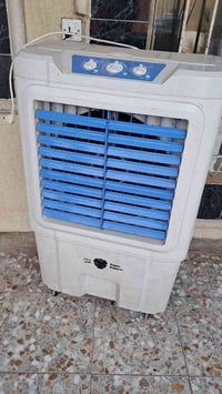 كونفيرة للبيع نظيفة مابيهه اي عطل ب45 الف 07705635106