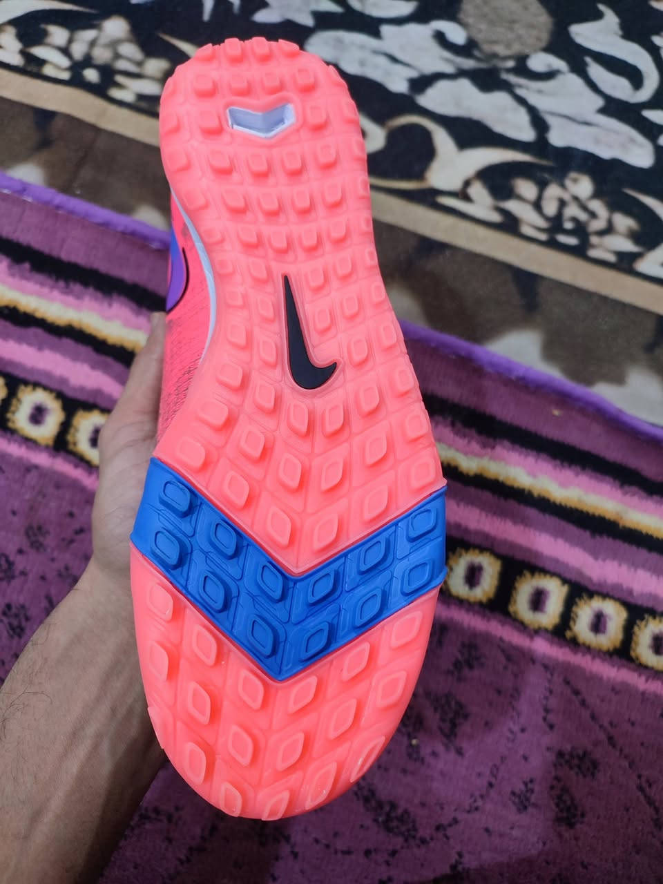 اير زوم فيتنامي قياس 43 
سعر 40 مع التوصيل


**إذا كنت صاحب هذا الإعلان وتريد حذفه لأي سبب، رجاءا أرسل رسالة إلى الدعم الفني**