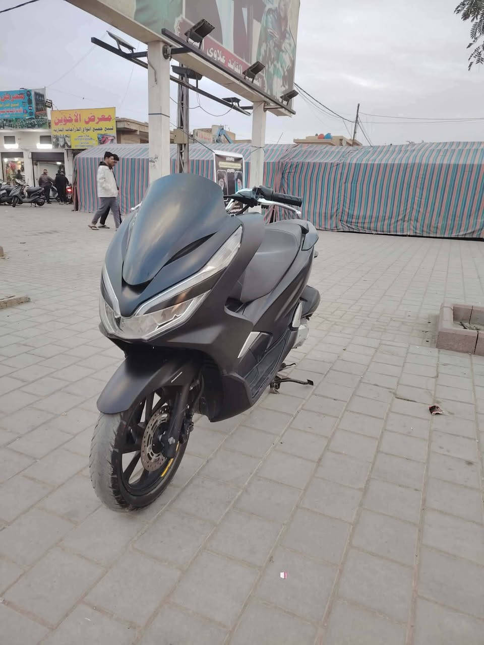 شباب سلام عليكم درجة بي سي اكس جيل ثالث دراجة جديدةمال رمبه شرط وكاله مكينة ناعمة شلعه ومعدل ماشيه 21حقيقي خير من لله استفسار على هذا رقم ***********
