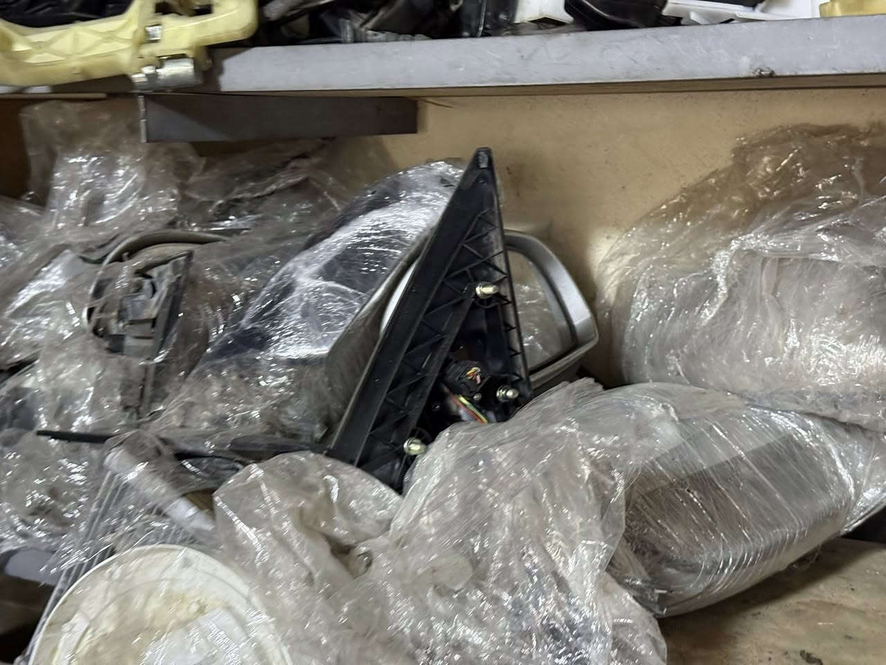 بسم الله الرحمن الرحيم رمضان كريم عل جميع الأعضاء
تم وصول بك لايت + مرايات جديد 

⁨ الفجر لبيع ادوات السيارات الكوريه(الوارد امريكي)

(سوناتا /سنتافي)

تم توفير مرايات سوناتا وسنتافي جميع المديلات 

تم توفير بك لايت سنتافي سوناتا

للاستفسار و الااتصال

على الهاتف :-***********

كراج و محل الفجر 

العنوان :الموصل صناعه المعارض خلف شارع البلديه

مقابيل حازم الحامد

فرع الثاني كوكجلي مجمع اسود الرفدين 

يوجد خدمه توصيل لكافه المحافظات

خلال 24 ساعه
