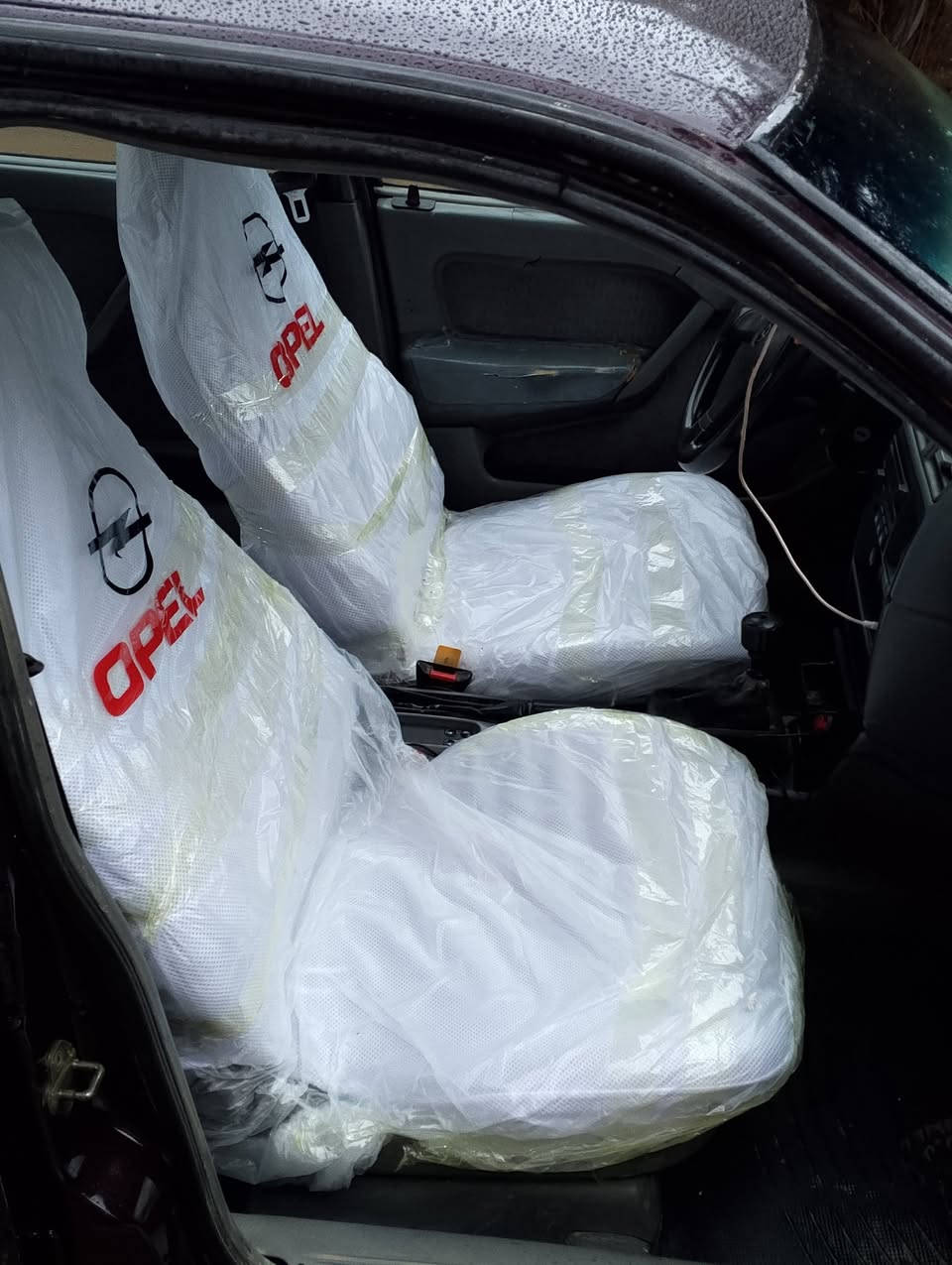 السلام عليكم اوبل فيكتره موديل 94 حجم 20 محرك جديد طك وضع شركه لادعم ولا كص هزه جديده سنويه جديده سياره بسمي تحويل ثاني يوم طخم صدر جديد السياره وضع شركه الاستفسار هاذا الرقم *********** /
