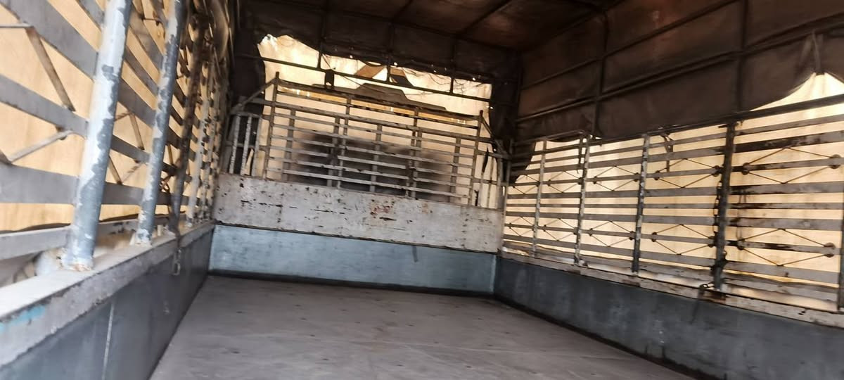 محجر مع سيبايه مع جادر كنتر للبيع
مثل ما موضح بالصوره... 
مكاني ديالى - بهرز
سعر 600 الف
***********
