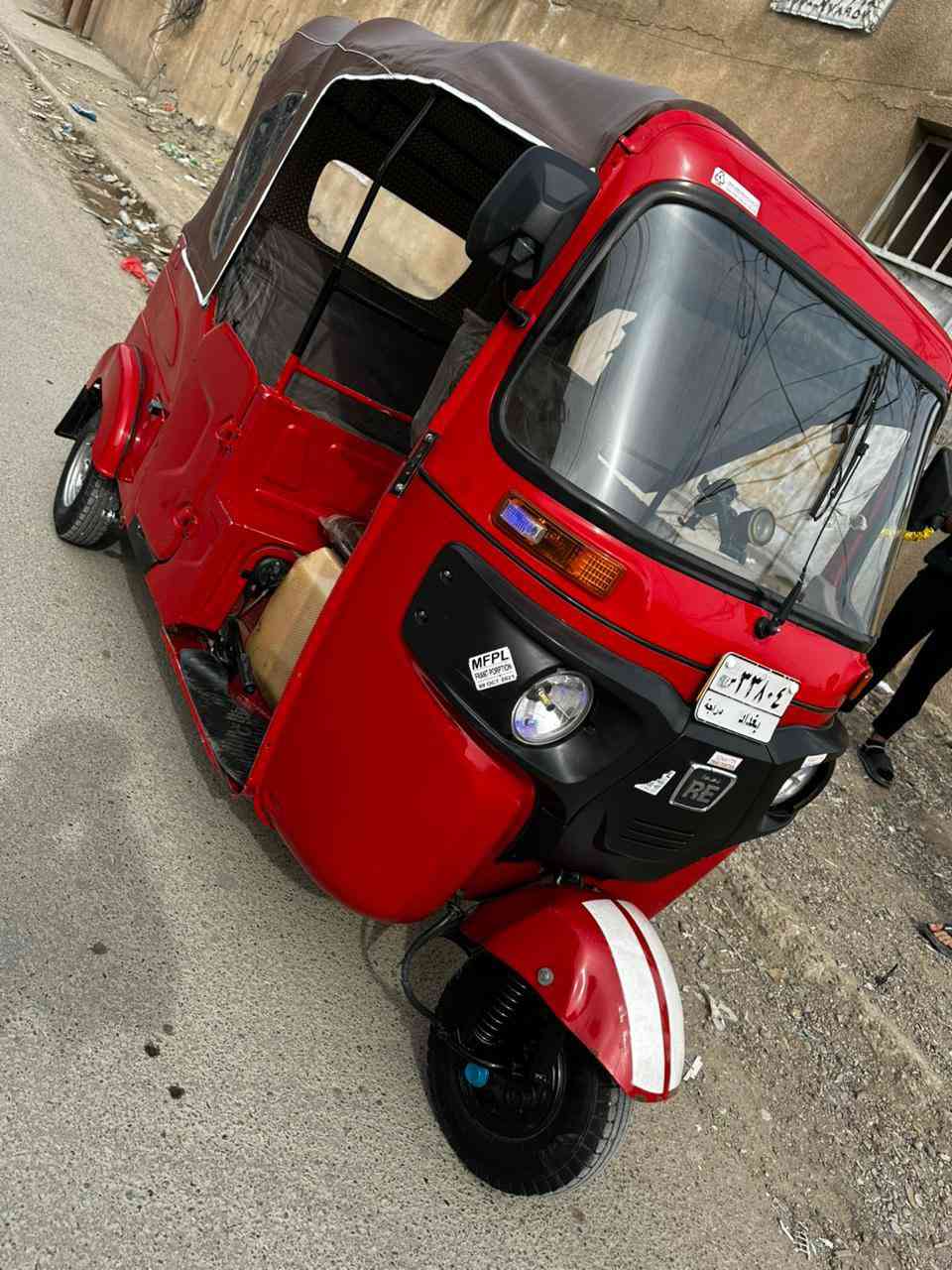 سلام عليكم شباب تكتك  موديل 22 شهر 10كفاله عامه رقم سنويه بغدادتكتك تراي زيرو ربع ماتصرف عليه مكان بغداد دوره حي اسيا 0773 205 1142
