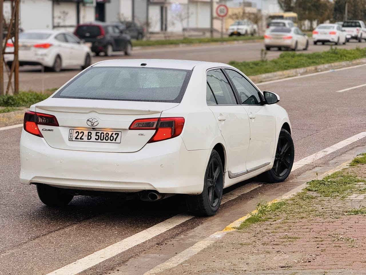 2013 خليجي سياره جديده داخل عسلي قطعتين صبغ بدون دواخل سعر 122 مكان السياره كركوك ***********
