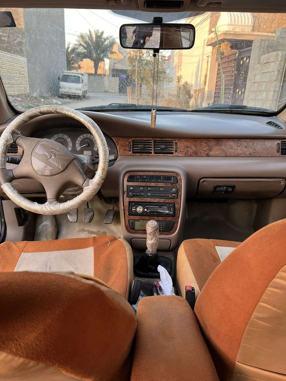 سلام وعليكم سمند ناطقه مديل 11 سياره خير من الله تبريد شغال ثلج تايرات جدد كير مكينه خير من الله نصبته كلش حلوه رقم بغداد مصفره هيئه غرامات هزه جديده هاذ لسبوع هزيته 
مكاني بغداد جسر دياله جديد سعره 37 وبيه مجال حك جيه *********** بي واتساب واتصال
