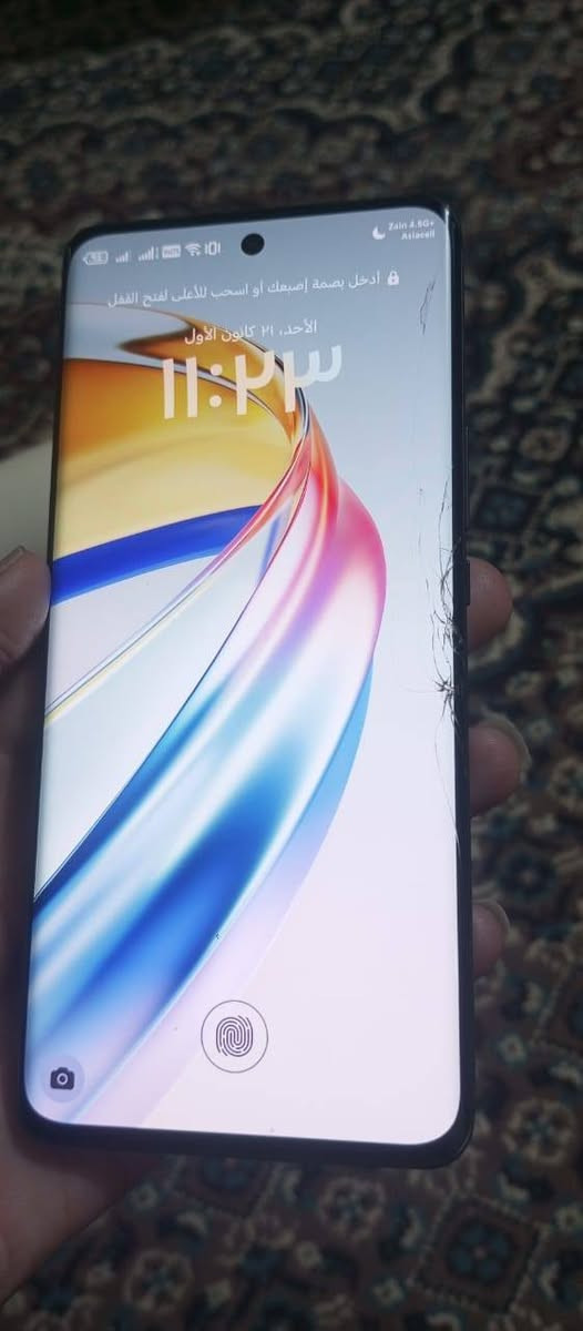 سلام عليكم ورحمة هونر اكس 9 بي ذاكره ٢٥٦ عشوائية ٢٤ جهاز فقط كسر بلحافه ومامأثر على شي ملحقاته كارتون وكيبل شحن المو شراي لايدخل خاص السعر 180 وبي مجال قليل الشراي مكاني قلعه صالح توصيل موجود *********** واتساب
