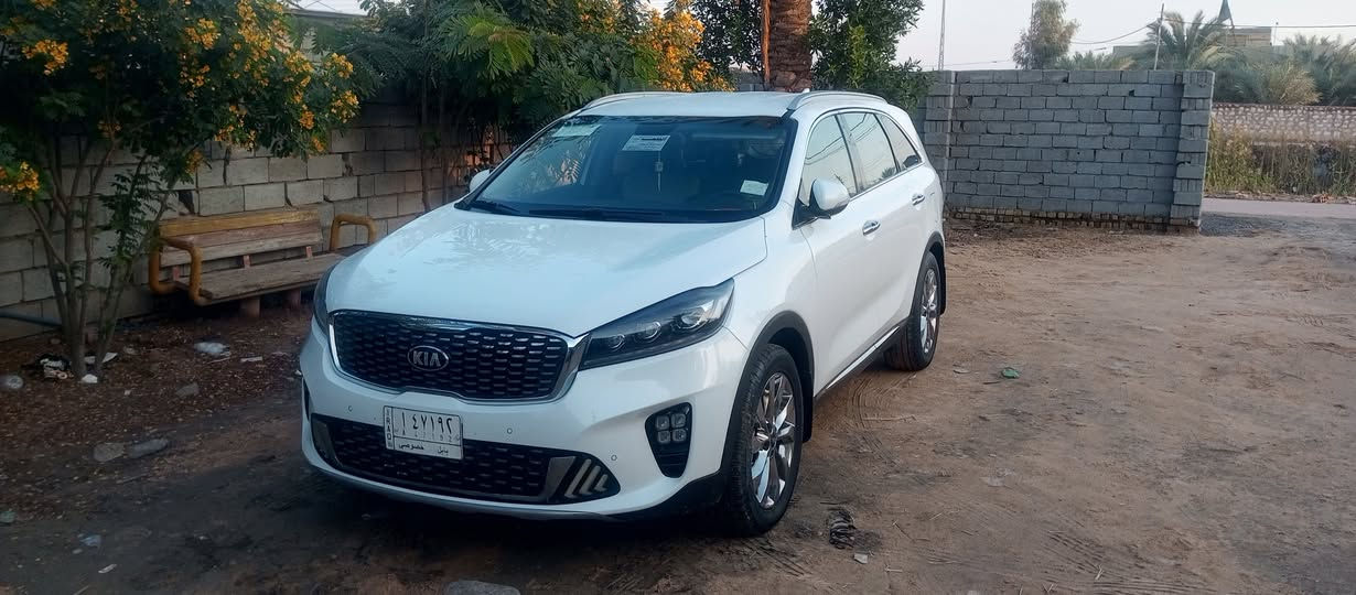 سورنتو موديل 20 مكفوله كفاله عامه 
رقم بابل السياره جاهزه من محرك وكير وحداديه
السعر 265 وبيها مجال 
مكانها النجف
ماشيه 134 للاتصال ***********
