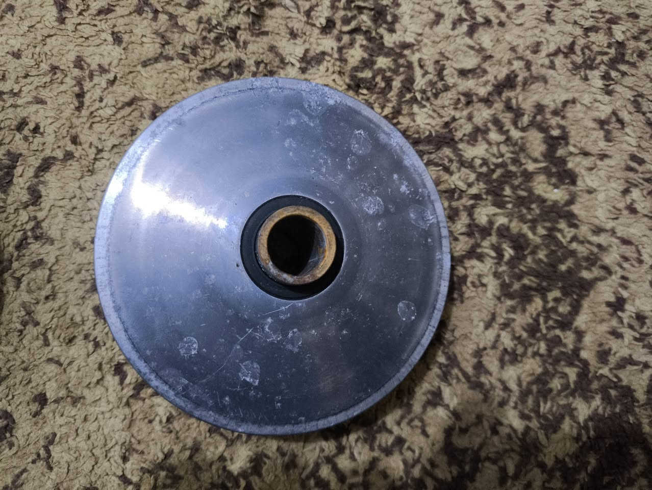 سلام عليكم كلج امامي مالرمبة نضيف للبيع شراي يراسلني خاص او يتصل على الرقم ***********
