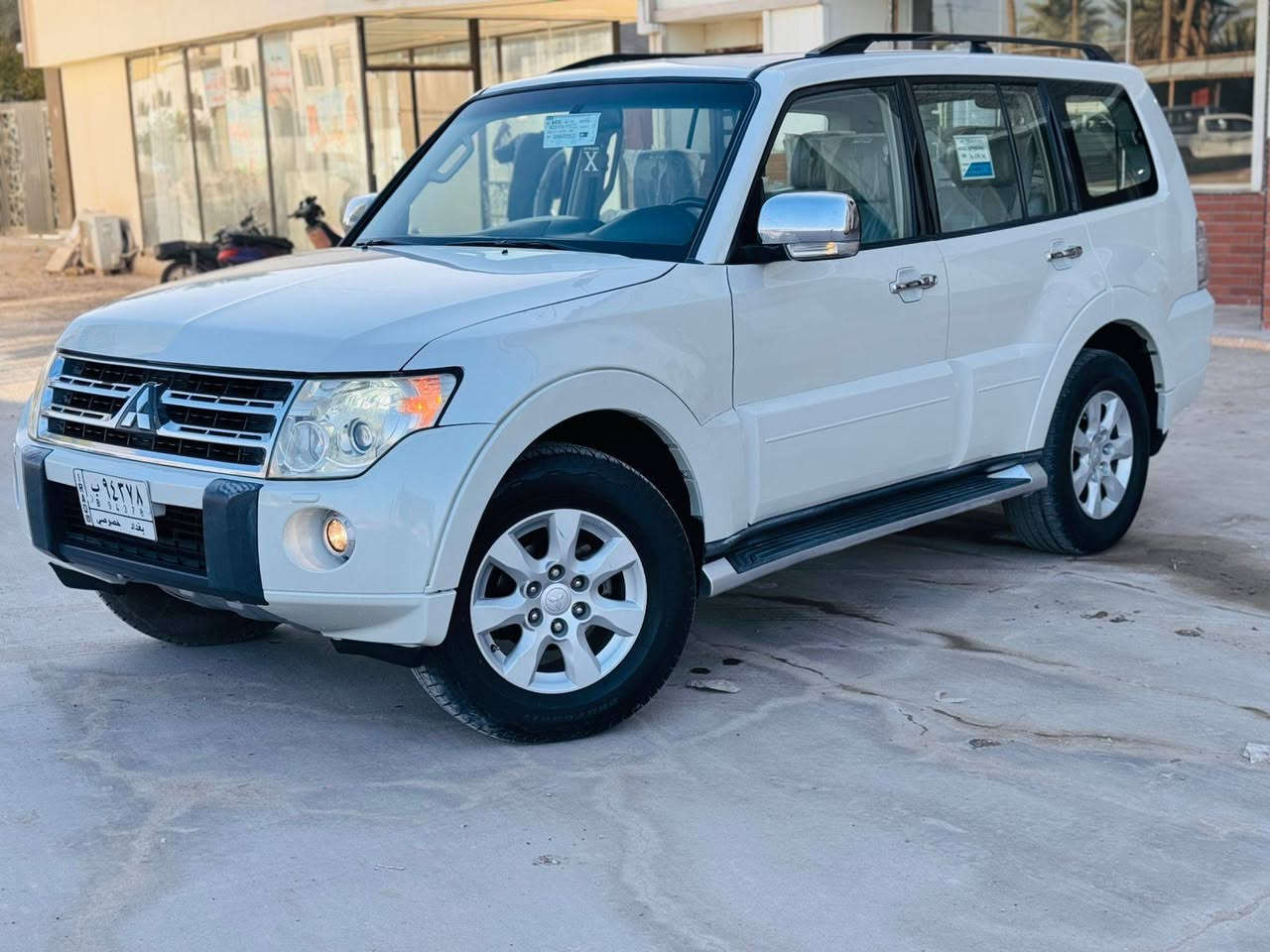 سلام عليكم للبيع باجيرو حبتور  كفاله عامه 2009 رقم بغداد   تحويل مباشر فول مواصفات أعلى فئة مواصفات فول واحد ع واحد  حجم المحرك 3500 السياره مكفوله عله واضع الشركه معروفه خليجي السياره جديده مال جناي فورويل  كشنات جلد  كهربائي دتفئه تبريد  اشارة بل مري شفط تحكم ستيرن ثلاثا جها فتحه  تبريد ثلاث قطع حساسات خلفيه زاد ثلاجه تخم تاير كير مكينه حداديه خير من الله سياره جديده السعر 129 وبيها مجال بسيط ***********
مكان السياره بابل
