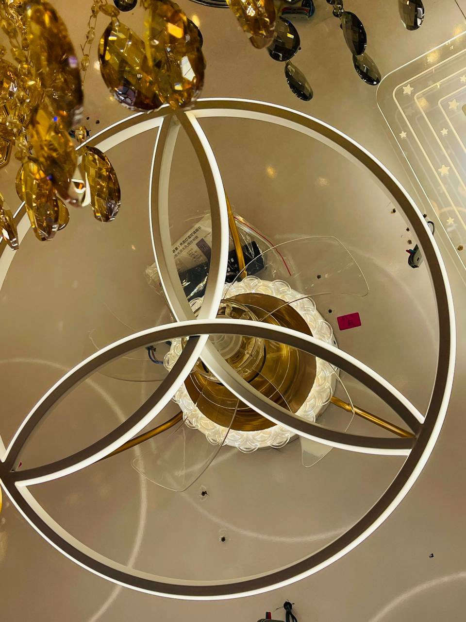 مرحبا زبائننا الكرام 

توفرت براكيت مروحه 
مواصفات المروحة
✅متوفرة باللون ( الابيض - الاسود )
✅تحتوي على اضاءة(LED)
✅التحم بالريمونت ( كونترول )
✅ضمان 3 سنوات 

للاستفسال 
☎️الاتصال على الرقم /***********
يوجدخدمة توصيل لكافة محافضات العراق🚛
