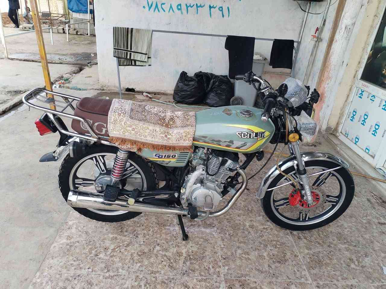 السلام عليكم موطور موديل 2023 
محرك شرط ما مفتوح 
منفيس  ريمون. سويج
  525 وبي مجال.  ***********
