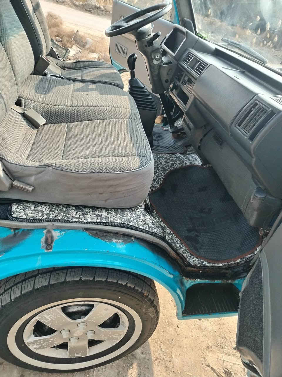 سلام عليكم كيه حمل موديل 95سياره مكفوله كير حداديه مكينه جديده الرقم انكليزي بسمي سنويه ال 2030الاتصال ***********
