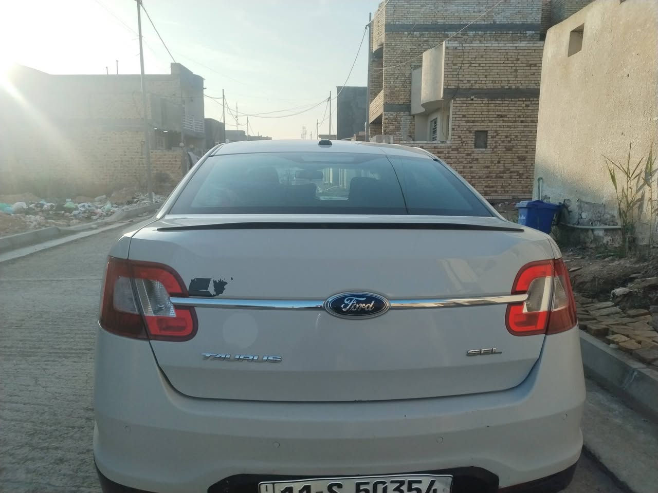 سلام عليكم فورد تورس ١١ لبيع السياره مصبوغه حزام التفاصيل على رقم ***********
