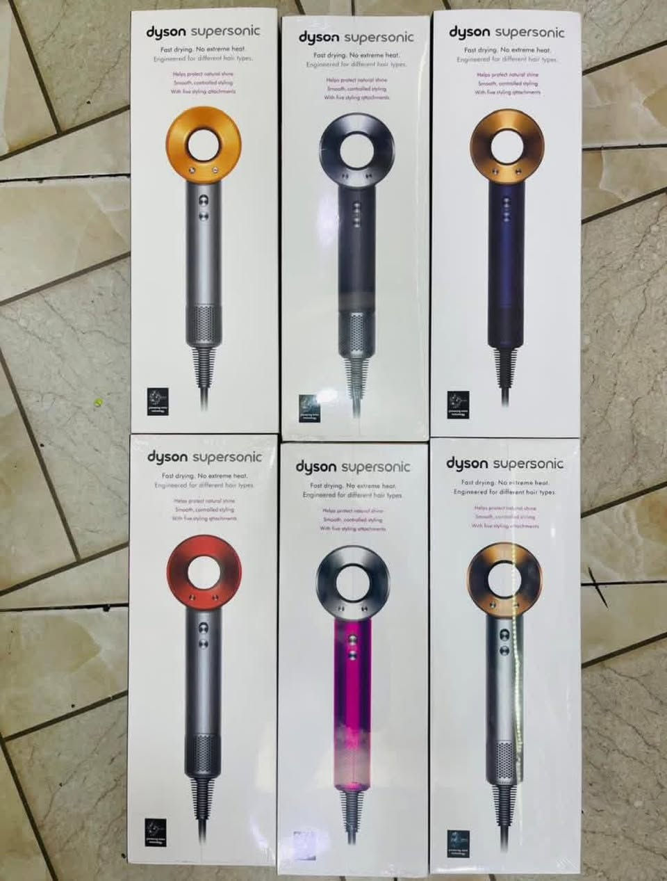 سشوار دايسون كواندا x2
مروحة دايسون 
سشوار دايسون i.d. بلوتوث ايرراب 
مجفف ومسرح دايسون ايرستريت
مجفف الشعر دايسون سوبرسونيك
***********
