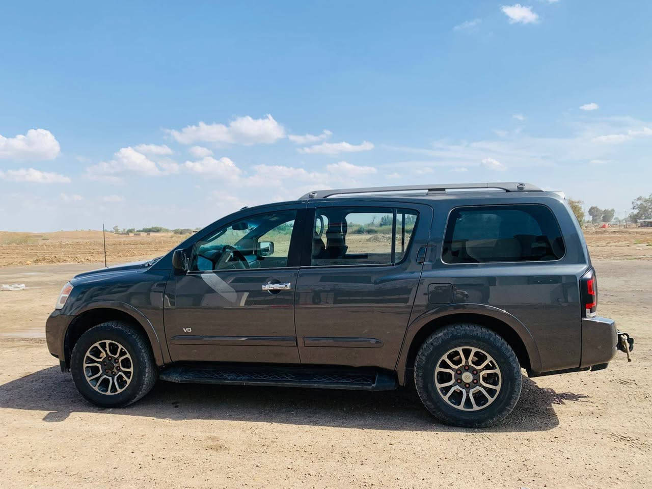 السلام عليكم
بيع او مراوس 
نيسان ارمادا 2012
رقم بغداد
السياره تو ويل 
داخل لونين بيجي واسود
حساسات خلفية
كامرة خلفية
شاشة بلاديه
تحكم دواسات تتقدم وترجع مال بانزين والبريك
 تحكم كشن السايق
كشنات الامامية كهرباء 
كشنات مخمن نضيفات مابيها شك او تلف
لايت  زنون
انارة داخلية 
جنطة كهرباء 
جامات كهربائية
نضيفة السيارة كلش احلى من الصور
كهربائيات والمواصفات الذكرتهن كلهن شغالة مابيها اي نقص السيارة 
عليه ادامه كامله  انسى الصرف
بيها صبغ خمس قطع ابيع  احزام  فقط قماره جارده

السعر 115 وبيها مجال للطيبين. 

***********
