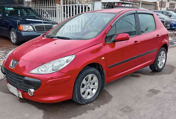 بيجو فرنسي موديل 2006 سياره جاهزة من كلشي كير محرك صدر تبريد تدفه حته ثلاجه شغاله مكفولات شاشه تاب كامره سستم سماعات ويل كب اصلي بيه صبغ قليل هاذ سونر موجود ويه صور سعر 55 بيه مجال قليل شراي يتصل مكاني بغداد لحبيبيه رقم ***********
*********** بي وساب
