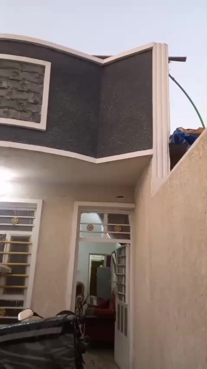 السلام عليكم
دار البيع
***********
المكان حي البساتين.حي الصدرين مقابيل حي السلام..البيت على شاره يبعد ٤ بيت على شارع التكاتك..متوفر ماي مجاري تبليط انترنت ضوي..
