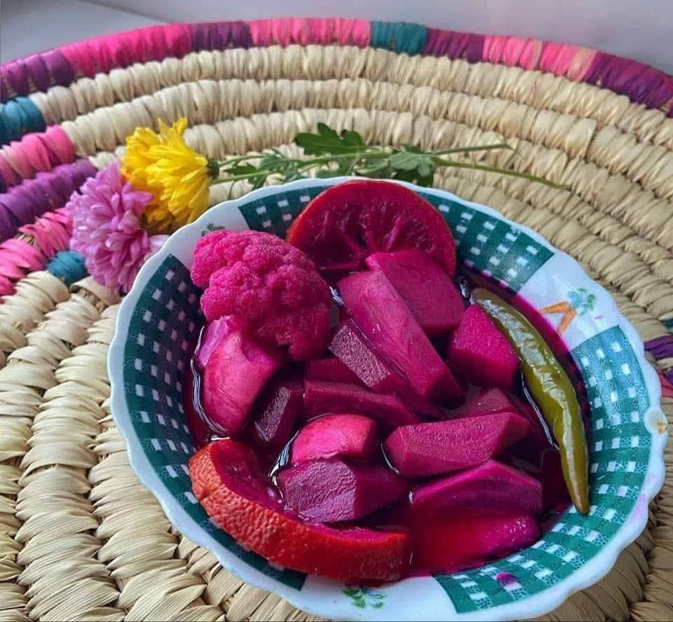 عرض خاص عرض فقط يومين
طرشي موصلي
5 كيلوات بس 10 الف
4 كيلوات طرشي 
واحد  دبس رمان
الحجز خاص او اتصل ***********
توصيل كل تكريت متوفر
