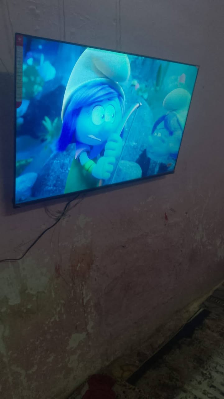 شاشة ع نت جديده  قياس 55 نضام ماوس ورمنوت ثنين وياهه مكاني أبو الخصيب سعر 400 شراي يخابر موجود وتساب ‏‪***********‬‏
