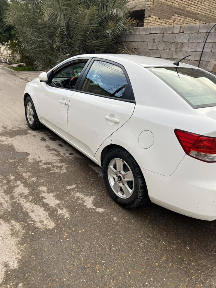 سلام عليكم شباب
كيا سيراتو ٢٠١٣ خليجي بأسمي رقم بغداد 

بيهة صبغ هلال الجاملغ الخلفي والبنيد بدون اي حادث صور سونار موجودة

ما بيها اي نقص
تبريد - تدفئة - كير - محرك كفالة
صدر امامي جديد
منظومة احتراق كاملة جديدة
تحكم ستيرن جهتين
كير ٦ نمر 
عنوان بغداد الكرادة
السعر ٩٣ 
***********
