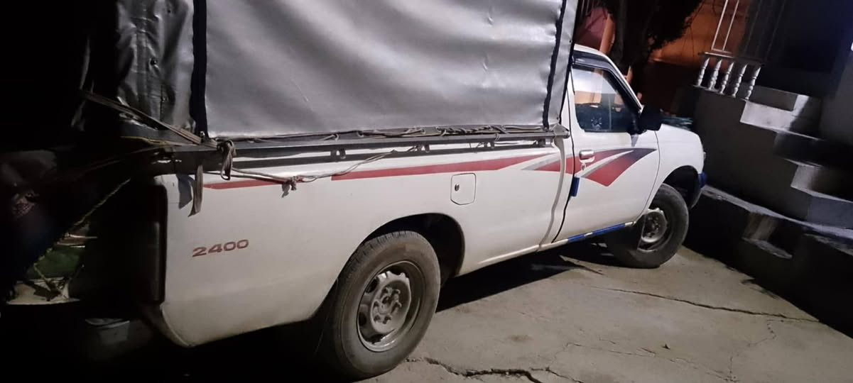 ‎نیسان پیکاب 
‎مۆدێل . ٢٠٠٢
‎ئاڕم پلاستیک هەولێر  بەشەرتی ئەوەلیات و غەرامە 
‎موس و بڕاوە بەشەرت تەحویلیشی بەشەرت 
‎شوێن سلێمانی 
گێر مەکینە ئەکسل  بەشەرت 
‎هەموو گیانی مەزبوتە کارەبای مەزبوت
‎سەیارەکە جوانە و ماڵی دۆستە 
‎دوپارچەی بۆیاخ
‎تەبریدە و پاوەر نیە 
‎٤٨ گەڵا و کەمێک معامەلە 
‎
***********
***********

ئادمین ❤ السليمانية, العراق
