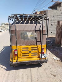 شباب عندي سيبايه للبيع تفصال حديد منتاز سعرها ١١٥ بيها مجال قليل مكاني...