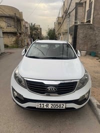 سبورتج 2014 خليجي للبيع السياره نضافه كما موضح بلصوره مواصفات السياره ...