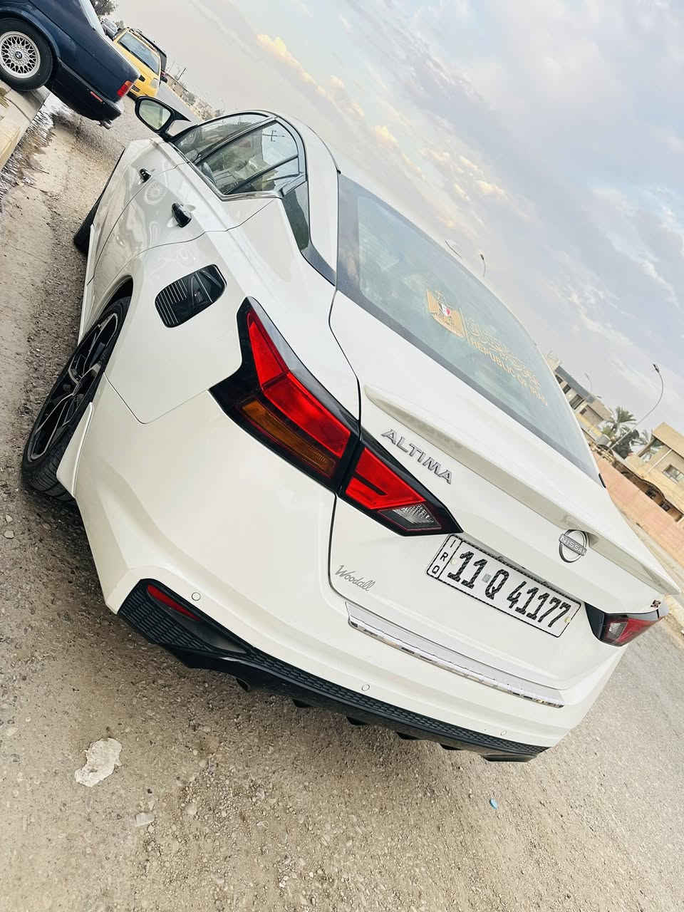 نيسان اولتما موديل ٢٣ ماشيه ٤٣ رقم بغداد دولي بسم صديقي ضرر ٣ قطع كدام وبيها دواخل بس سياره حلوه وجاهزه اذا اكو مراوس اوباما جارجر يرهم سعرها ١٣٨ وبيها مجال للشراي
***********
