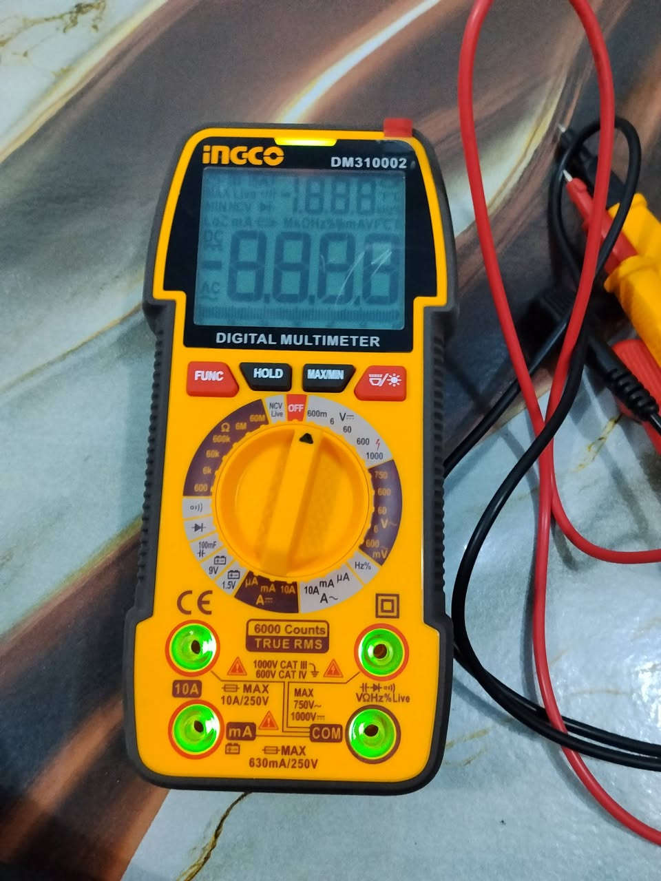 اوفوميتر 1000 فولت من شركة انجيكو ضمان واصلي ولكافة القياسات ويحتوي على NCV لتتبع التيار الكهرباىي والقطع وLIVE لقياس ومعرفة الحار من البارد السعر 35 واتساب *********** البصرة
