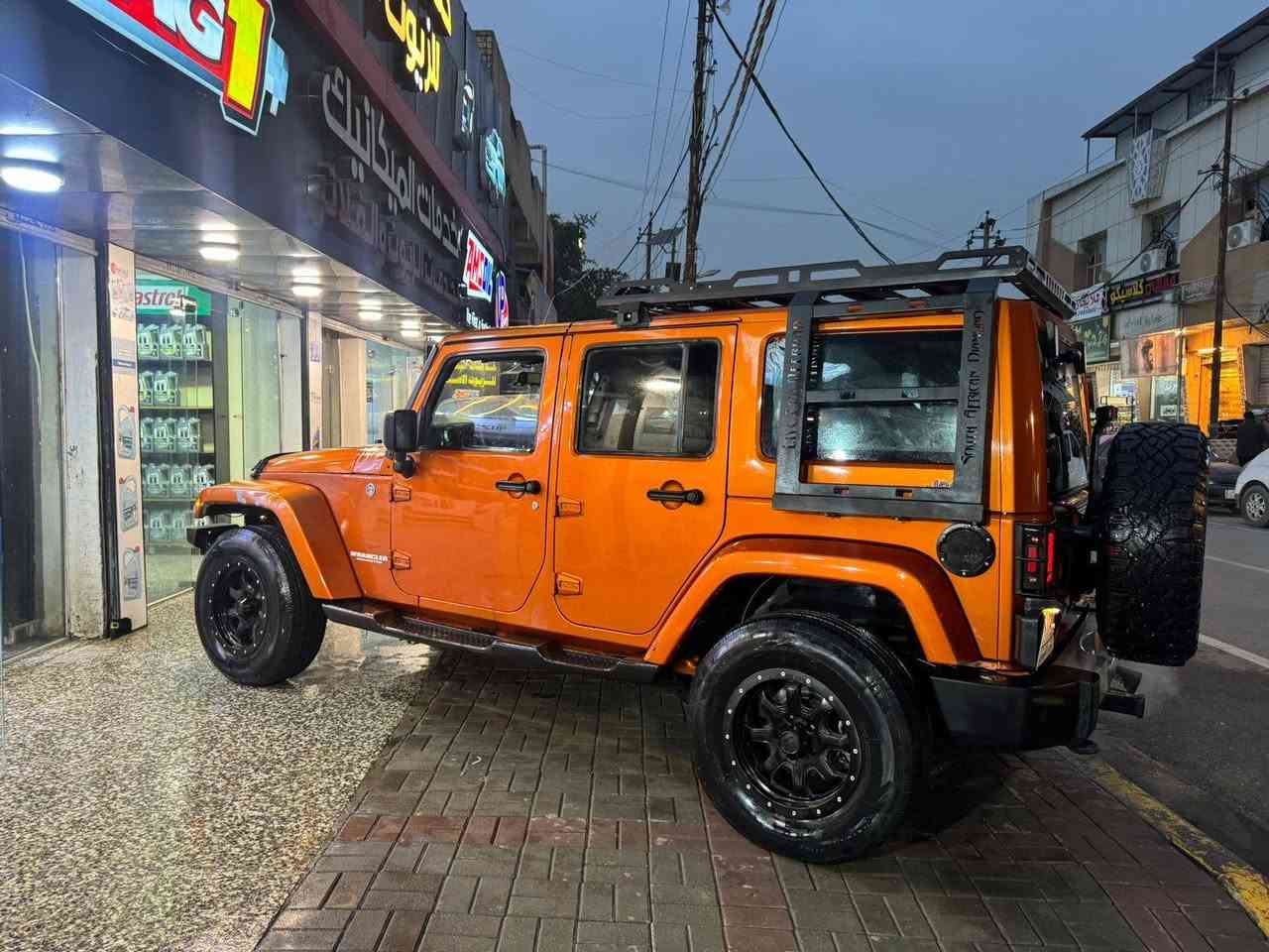 السلام عليكم

* جيب  ( لانگنر ) موديل 2011

- الضرر
  جمالغ أمامي مصبوغ 
  باب السائق مبدله وكاله

- رقم بغداد مداور ثاني يوم 
- السياره سفاري حلوه كلش بالواقع  أو نضيفه 

- السعر 138 بيع او مراوس حسب القناعه 

***********    مكاني بابل الحله
