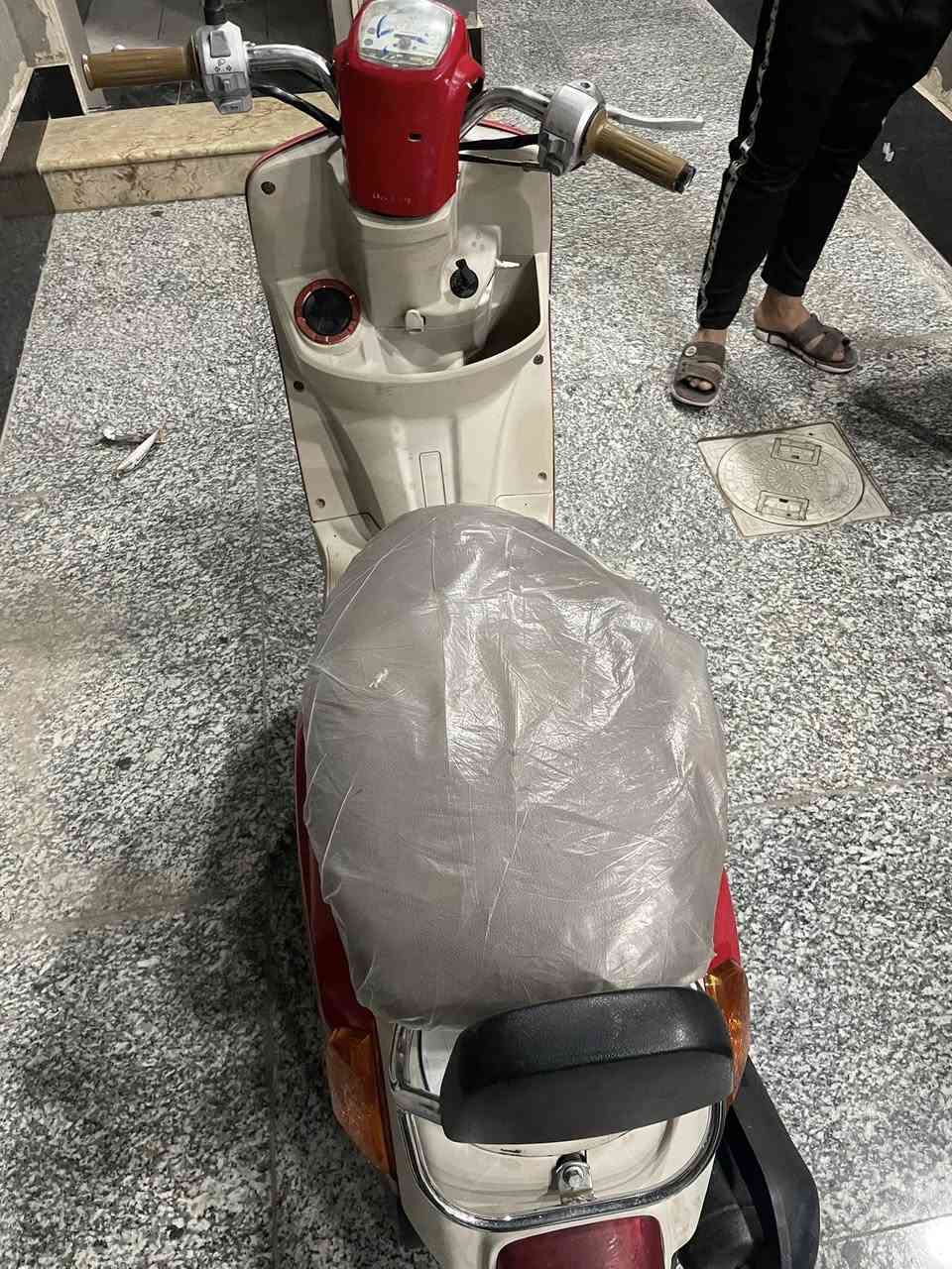 سلام عليكم متاح ماكس بوليسي سرعه ١٢٠داجه كفاله عامه دلاجه كلشي شغال من طول لطول كلشي بلادي داجه دواخل كريمي ناعمه لامفتوحه مكينه لا ملعوب بداجه كلشي بلادي ماحجه سولف سعر ٩٥٠ مكاني بصره ياسين خريبط /*********** او مراوس بعدله كون طك كرتون او حسب قناعه وفرق تحياتي جميع
