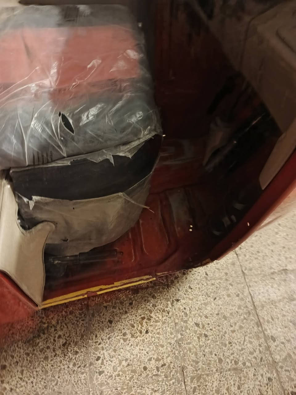 السلام عليكم تكتك للبيع موديل ٢٠٢١ رقمها أنكليزي كربلاء تحويل ثاني يوم بيها بارد بالصفحة وجود البك لايت صبغ قليل جدا مكينه مفتوحه بس لا تنقص ولا تبخر بس بستم مبدل فقط سعرها 7ملايين وربع رقمي ***********
