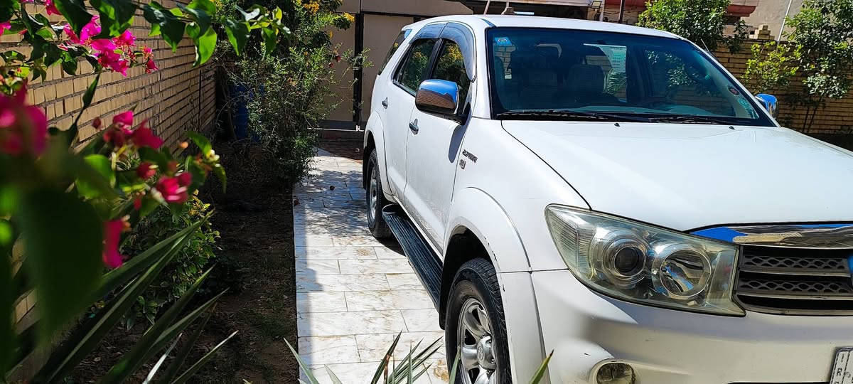 فورجنر 2009 بدون صبغ فقط البلاستك محرك 2700 بلادي السعر 169$ ، المسيب ***********
