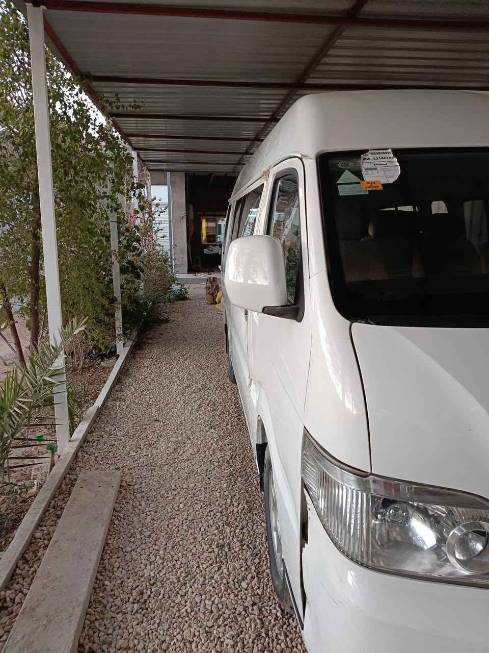 السلام عليكم شيري 2012 زيرو مخزنه بيها طخات بالگشر تخم نكسن ما بيها ارقام ولا اوراق ***********
