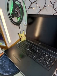 اخوان وصلتني لابتوب حجم 17.3 ضخمه لجماعة الاحتراف 🔥  (كيمنك+مصممين+مبر...