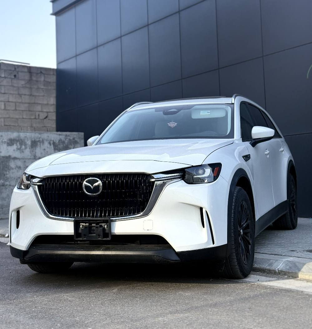 2024 MAZDA CX-90 
مازدا ســی ئــێــکس ٩٠ ٤ بستنی  هـــایبرید و بنزین
مۆدیل : ٢٠٢٤ 
مەودای رۆشتن : ١٤ هەزار میل 
بزوێنەر : ٤ بستنی  هایبرید + بنزین

رەوش : بێ بۆیاخ ( پەلەیەک سارد ) 
شێوازی لێ خوڕین : دەبـــــل اکسل 4*4 
مواسفات : 
 سلایت 
دەبڵ اکـــــسل 
لایت لید 
بەگلایت لید 
بەسمە 
پەردەی دەرگا بیلادی 
کامیرا / بلووتوس / سوکان ڤۆلیۆم
کوشن ( خەزن - جلد - کارەبا - هیتەر ) 
رادار ( پێش - تەنیشت - دواوە) 
کوشن ملکی ( VIP ) 
کوشنەکانی رەنگی کریمی 
 هایبرید+فول بە نزین ( واتا خۆی خۆی شەحن دەکاتەوە ) شوین شحنی هەیە بۆ کارەباکەی
شوێن شەحنی کارەبای مۆبایل 
سیستەمی ئـــای ستۆپ
 مۆدی لێخورین ( EV - Off road - Sport - Normal ) 
تەبرید مەرکەزی 
مکەبەرە BOSE
گێچ فول ئەلکترۆنی 
زۆر زۆر مواسفاتی تر کە لە شاشەکەدا هەیە …. 
ژمارە شانسی :    
نرخ : 265$ مە جال
ژمارە *********** *********** السليمانية, العراق
