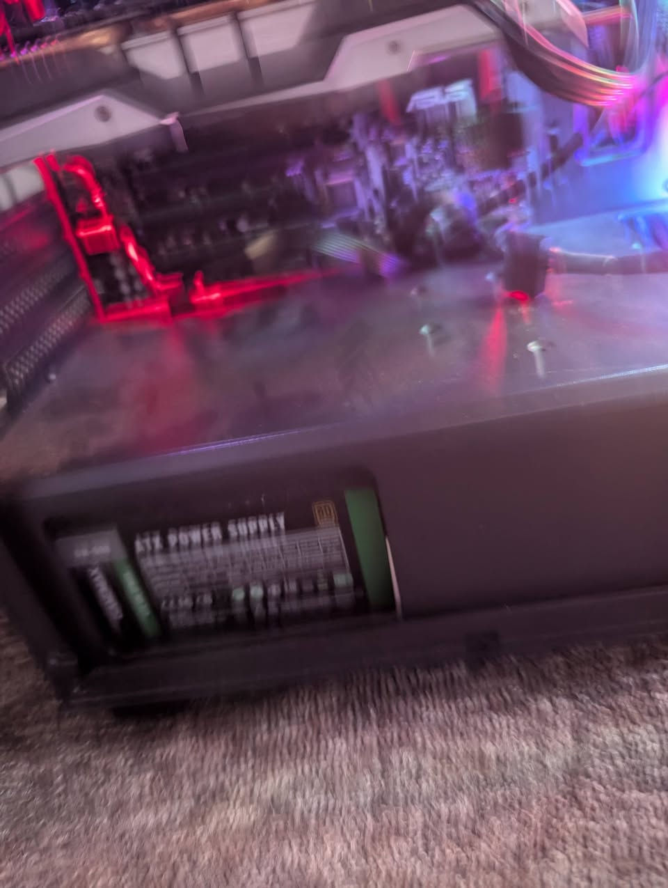 PC مال العاب
Memory رام 32 GB
 Processor معلج Intel(R) Core(TM) i7-4770 CPU @ 3.40GHz
 Motherboard مدبورد ASUSTeK COMPUTER INC. - B85-PRO GAMER
 Video Cards كرت شاشه         NVIDIA GeForce GTX 1060 3GB
 Network Card Intel(R) Ethernet Connection I217-V
 Hard Disk 2 SSD PEGASUS 512 (512.0 GB)
   gam gamemax                     باور سبلاي600 واط          GameMax VP-600 80 Plus Bronze 
 لبيع مال العاب كيبورد ويه موس ويه بدون شاشه سعر مع توصيل 400الف


**إذا كنت صاحب هذا الإعلان وتريد حذفه لأي سبب، رجاءا أرسل رسالة إلى الدعم الفني**