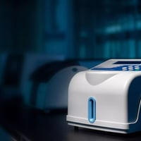 جهز مختبرك الآن بـ احدث الاجهزة والتقنيات ولا تشيل هم السعر ، متوفر لد...