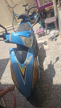 دراجه للبيع نهضته كلش قويه كهربائيات كله شغله نكره سلف سعره 275 / 0781...
