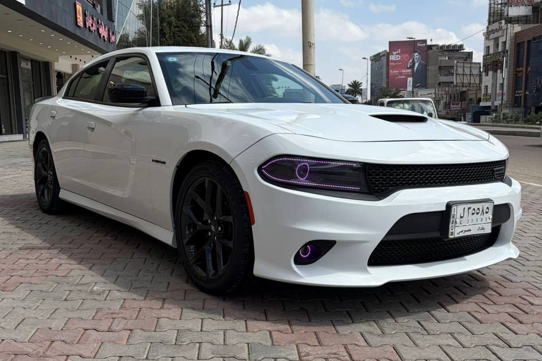 دوج جارجر موديل 2022 RT  
موصفات سوبر تراك الاعتيادية السيارة على
 وضعه البلادي وماشية 13 الف ميل نظيفة
 بمعنى الكلمة حادثه قطعة وحدة بنيد فقط مع سحب بسيط رأس الشاصي الايمن  وموضح رقم الشاصي مع السونار مع الصور السيارة 
مكان السيارة بغداد المنصور 

للاستفسار ***********
