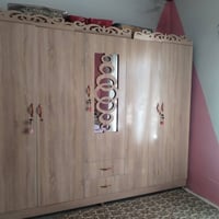 غرفه خشاب • نضيف • مستعمل فتره قصيره