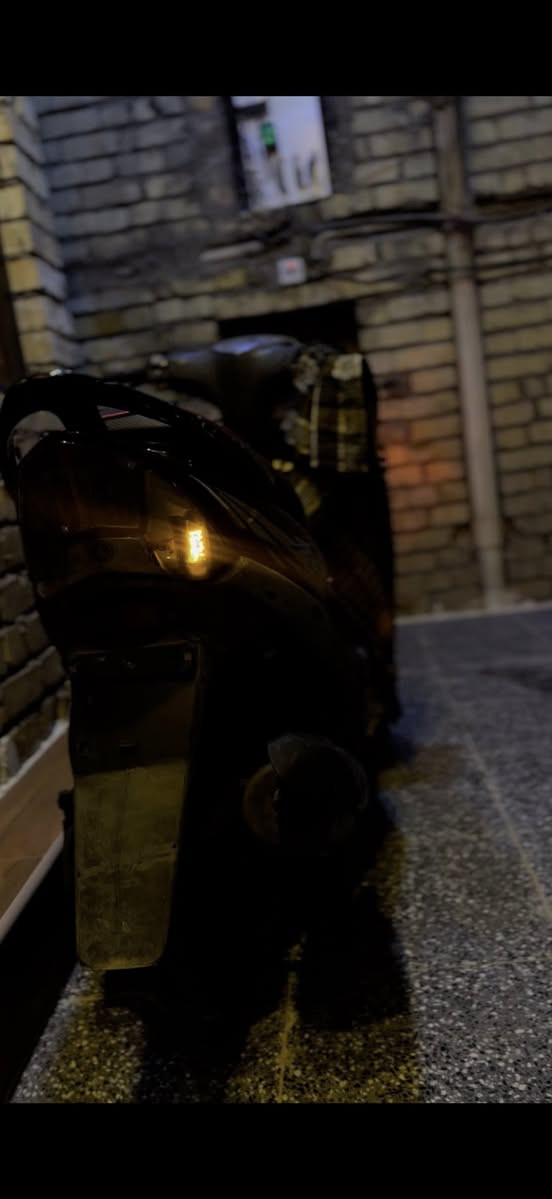 سلام عليكم للبيع🫆 ماكس عدلة 
دراجة مختمة من جميع الأماكن 
مكينة بلادية 49
دراجة  نضيفة  جداا 
عمل شخصي 
***********
واتساب فقط 
السعر  800
وبيهة مجال  مو شراي لا تعامل  دراجة شغالة سلف وهندر ❤️
