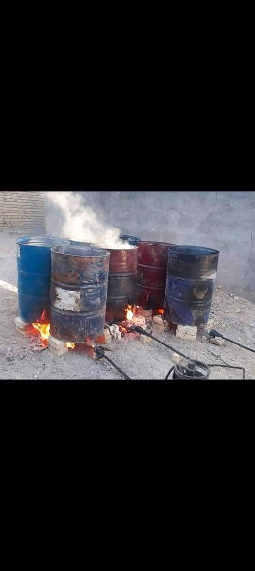 بسم الله عل بركه الله يوجد جير لتجير السطوح ولاسأسأت وكافه المباني اليحب يتواصل عل هذا رقم ***********/***********/السعر 60كرسته وعمل وبيكم خير ودللوون 🧡
