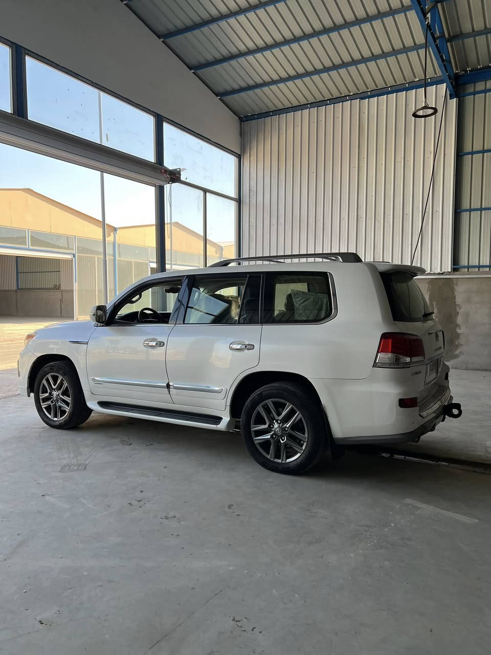 يا الله
السلام عليكم للبيع سيارة لكزز 2014 سبورت LEXLLS   SPORT
مكينة LX5700S 
السيارة خليجي كويتي كفالة عامة 
السيارة بيها بس بلهلال مال الجاملغ الخلفي كرت بصيط 
والباقي كفالة عامة ✨
‏مكينة كير كفالة  فول مواصفات 1/1
كشتات جلد كشنات كهربائي ⚡️ 
7راكب 3قطع تبريد ❄️ معروفة مواصفات سيارة 
رقم السيارة بغداد بسمي 
السيارة جديدة بمعنى الكلمة ✨
مكاني بغداد
السعر 387 وبيها مجال بلاش والله 
رقمي ***********
