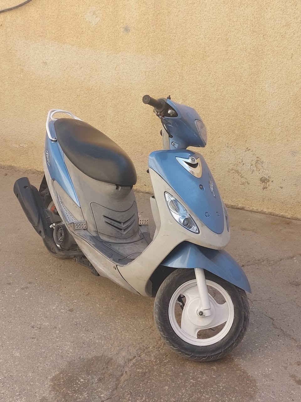 ماكس منغولي للبيع
كامله شرط برغي ممفتوح 
راسلني واتساب ***********
