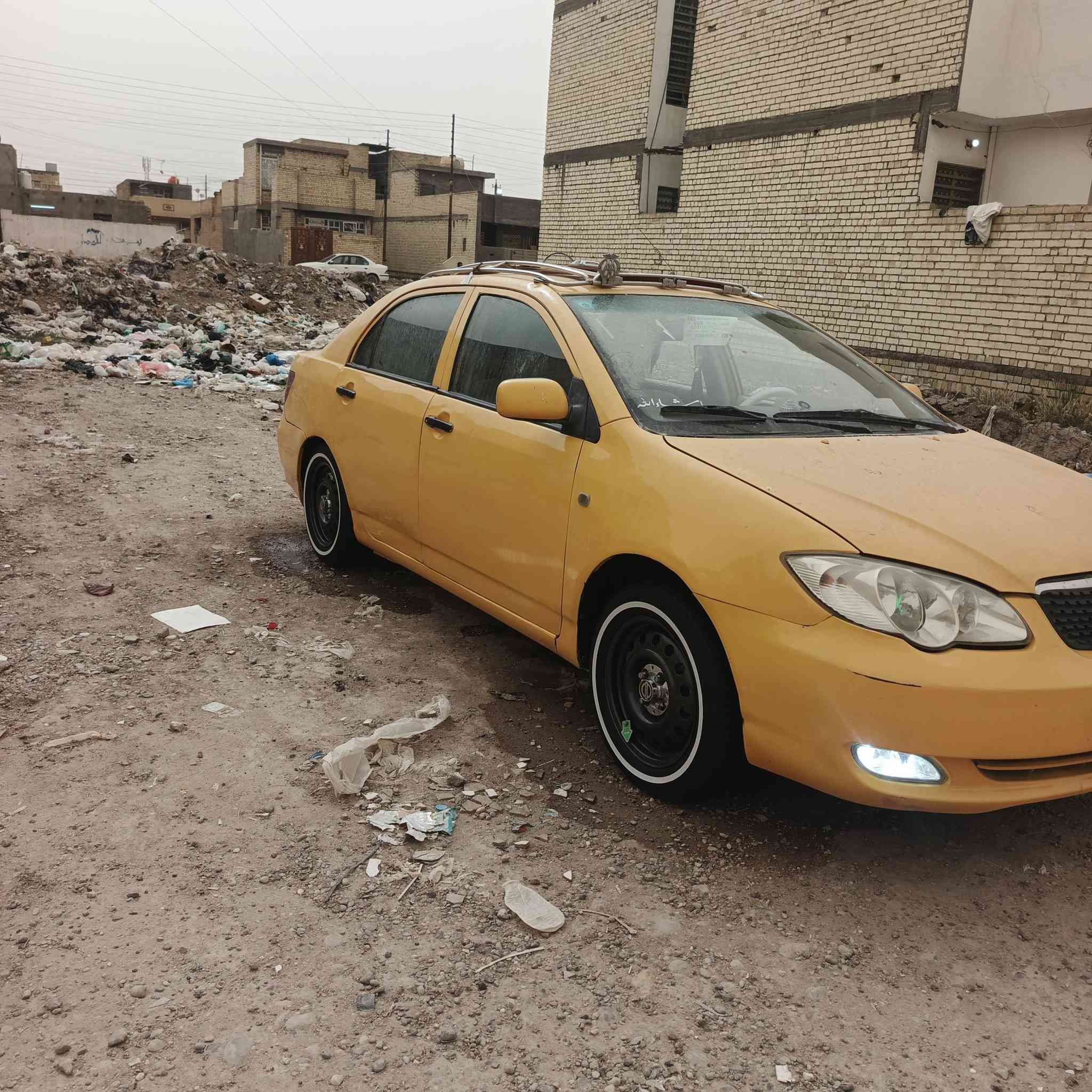 سلام عليكم بي واي دي موديل 2010 سياره حلوه نصبته حلوه كير مكفول مكينه بدايت تبخير تبريد ثلج حداديه امامي خلفي جديد تايرات جدد ابو الخط لبيض ويل جديد وصبغ حراري للويل السياره كهرباياته كله عل لبلاد لايت زنون بلاجكتر زنون سيبايه سحاره تفصال سياره لا ضربه ولا تلديل ملكطين خياسات وصابغيه حزام كجماليه رقم بغداد نكليزي مصفره من كلشي  مكان السياره بغداد سبع البور سعر سياره 44 وبيه مجال للشراي هاذ رقمي ***********
