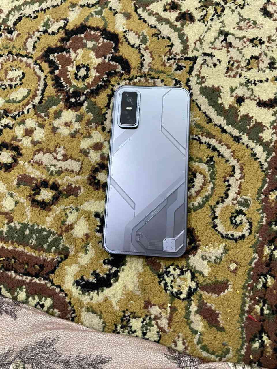 سلام عليكم جهاز  gt 30 pro 5g للبيع نضافه 99% ذاكره 256g بوبجي 120 فريم
سعر 320 وبي مجال او مراوس ب ايفون 12 برو مكاني بغداد سيديه شارع التجاري 
رقم تواصل ***********
