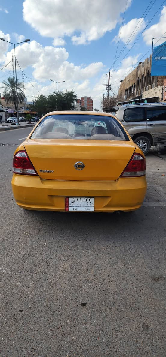 السلام عليكم نيسان سني 2009 خليجي تكسي اصل ابيض لسعر 75$ مكان بغداد التاجيات ***********
