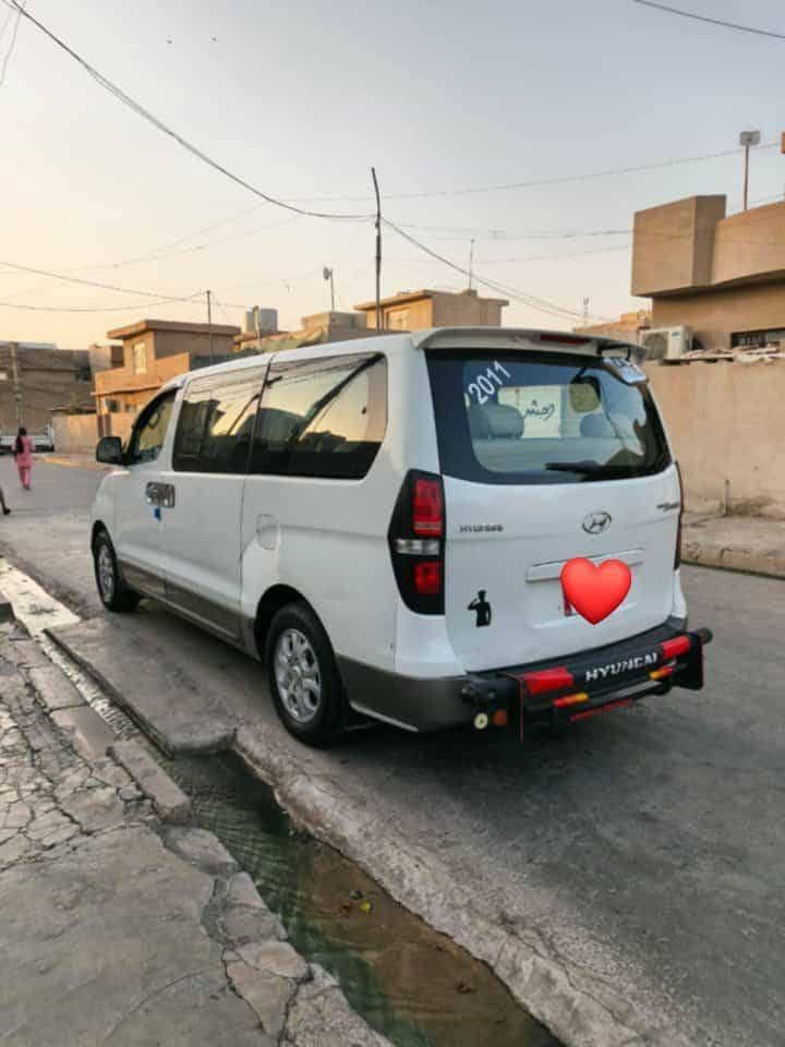 السلام عليكم استاركس مفتوح موديل ١١ بدون صبغ وبدون ضرر  رقم كركوك انكليزي محرك
هيئة وضريبة مصفرة 
سعرها ١٥٥
***********
