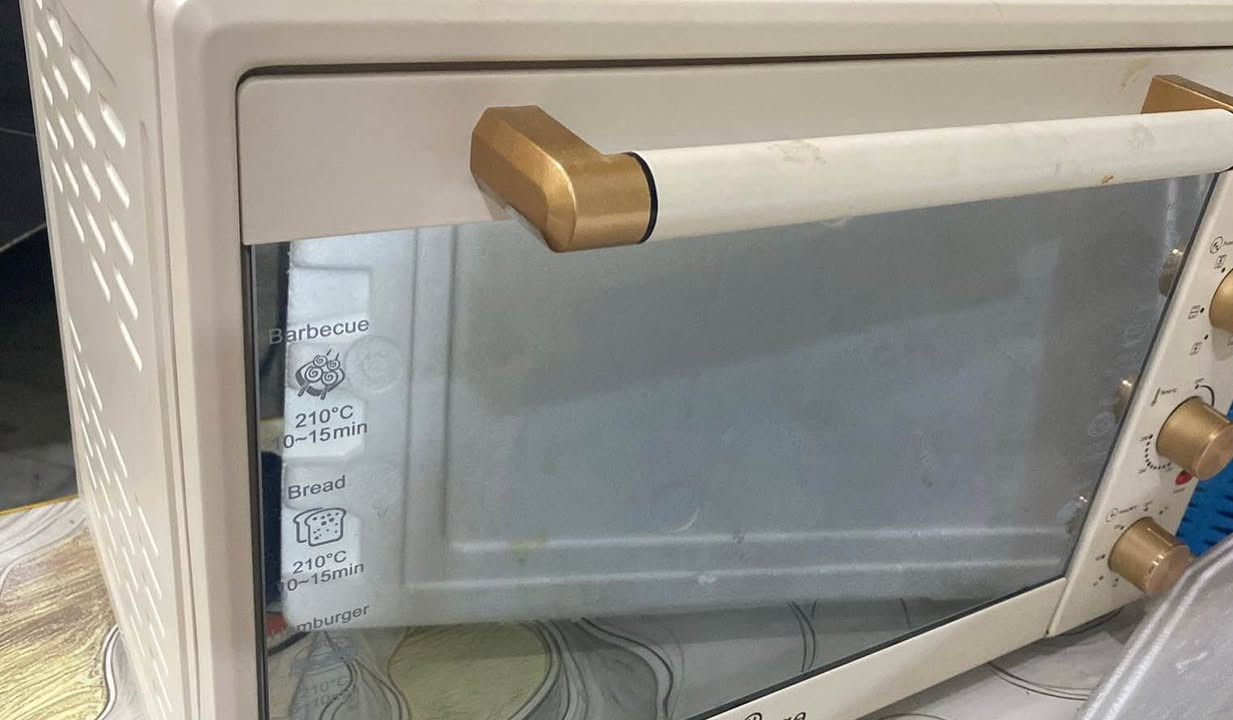 فرن شركة امبيليوم الحجم الكبير مستخدم اسبوعين فقط درجة حرارة عاليه ل250 مع ادواته كامله سعره150 الف بغداد, العراق


**إذا كنت صاحب هذا الإعلان وتريد حذفه لأي سبب، رجاءا أرسل رسالة إلى الدعم الفني**